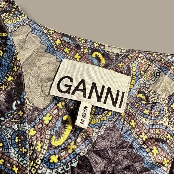 Ganni ‘Crinkled Satin V-Neck Top’ in Olive Green Paisley EU Size 36 = Size Small - Picture 4 of 16